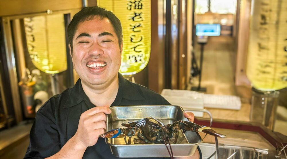 心斎橋、三津寺の隠れ家、『貝と海老そして蟹』オーナーシェフ・中村宏氏が歩んだ独立への道。目の前の一皿に込める「体験」という哲学。
