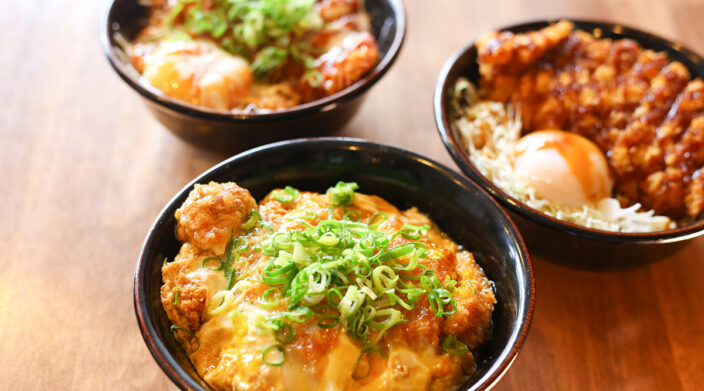 【神戸特集vol.13】三宮「かつ丼 吉兵衛」が届け続ける“活力”。父のレールの横に、自分のレールを引いて。